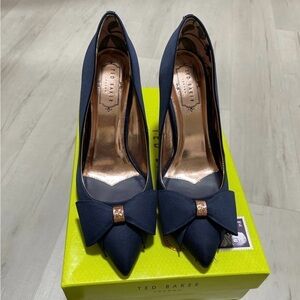 Ted Baker Satin Navy Blue Heels with Bow Accent Size 8 38.5